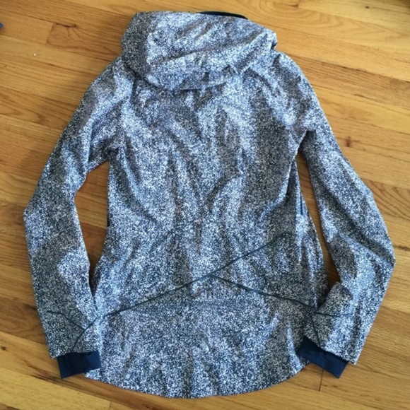 Lululemon Runaway Jacket Pebble Print - Picture 6 of 6